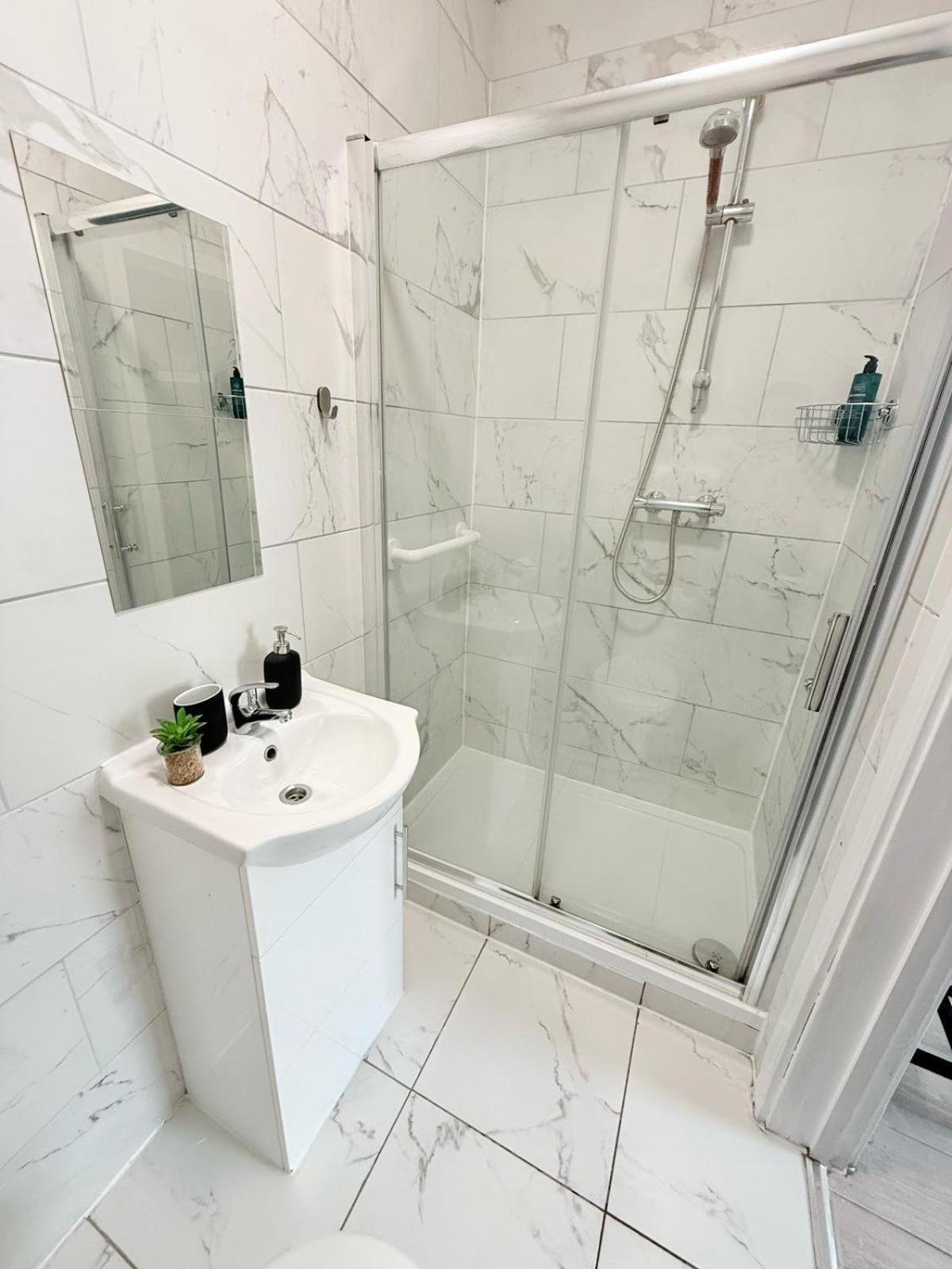 Tottenham En Suites Guest Rooms Londra Dış mekan fotoğraf