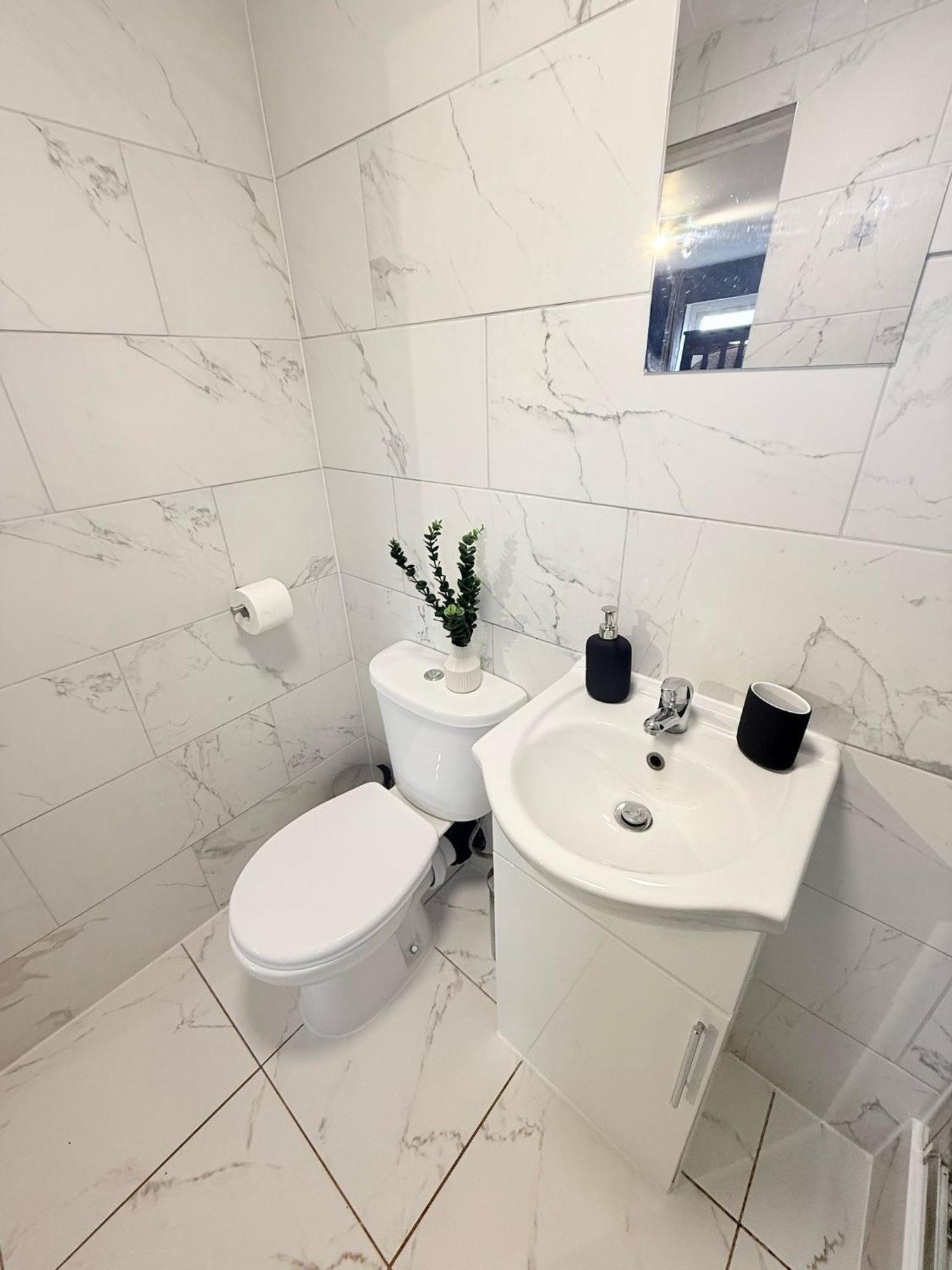 Tottenham En Suites Guest Rooms Londra Dış mekan fotoğraf