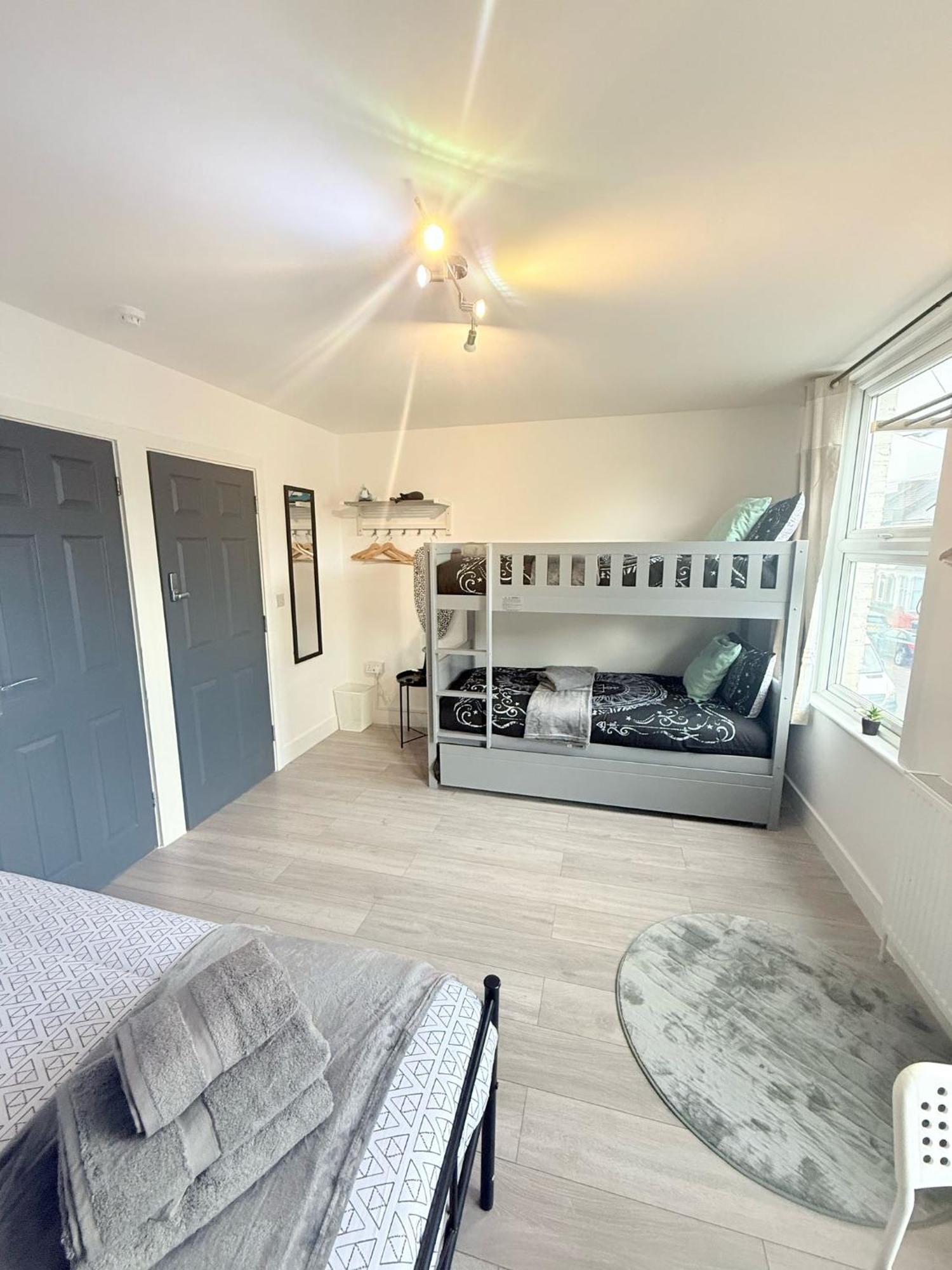 Tottenham En Suites Guest Rooms Londra Dış mekan fotoğraf